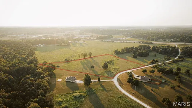 $59,999 | 10 Nikon Drive, Phillipsburg, MO 65722