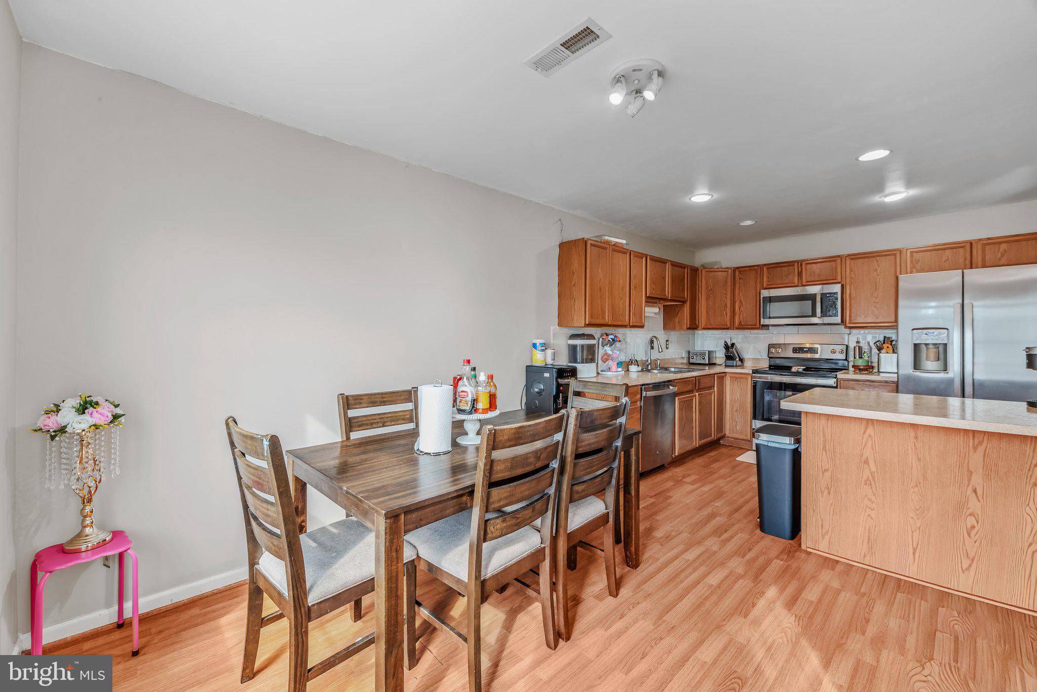 84 Fuzzy Tail Drive Ranson, WV 25438 - Photo 20 of 36 Dining