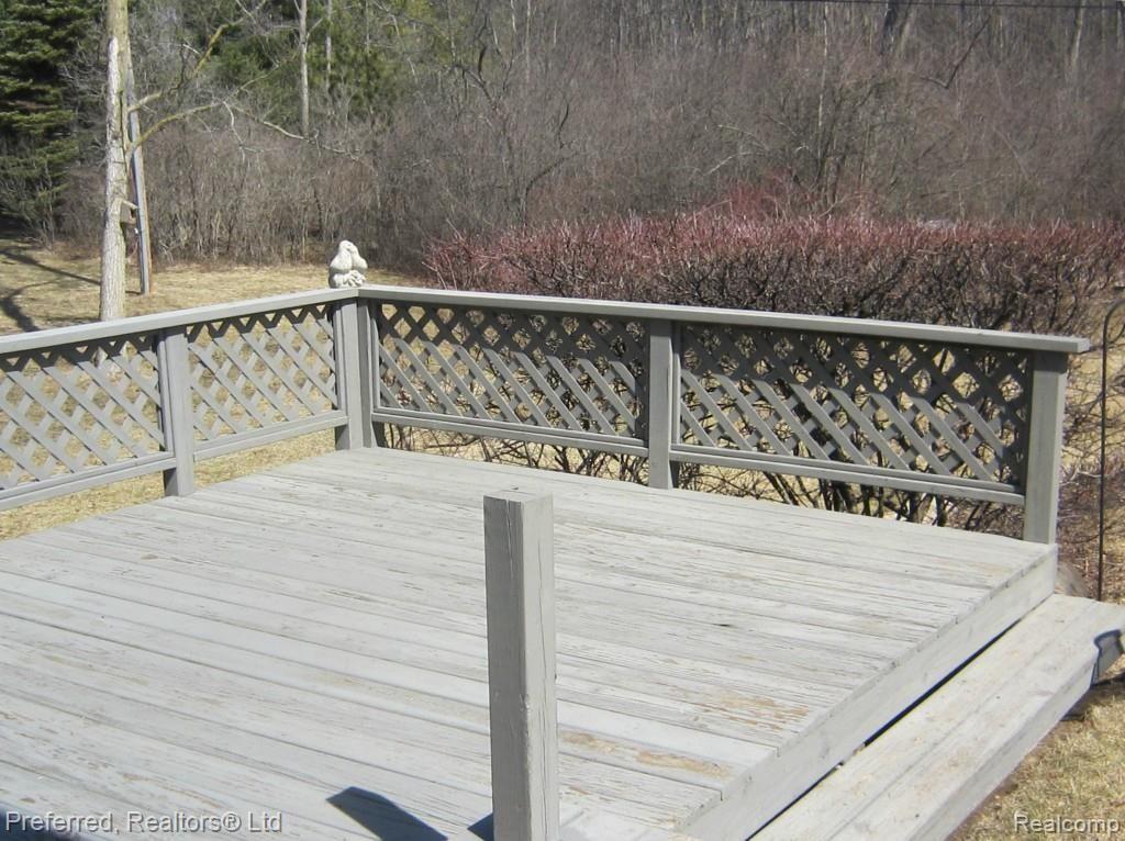 4222 Berry Road Plymouth, MI 48170 - Photo 4 of 29 4222 Berry Road 2 tiered deck.jpg