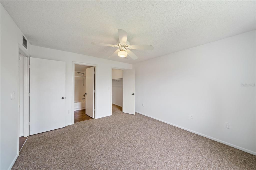 3227 South Beneva Road, Unit 203 Sarasota, FL 34232 - Photo 21 of 34