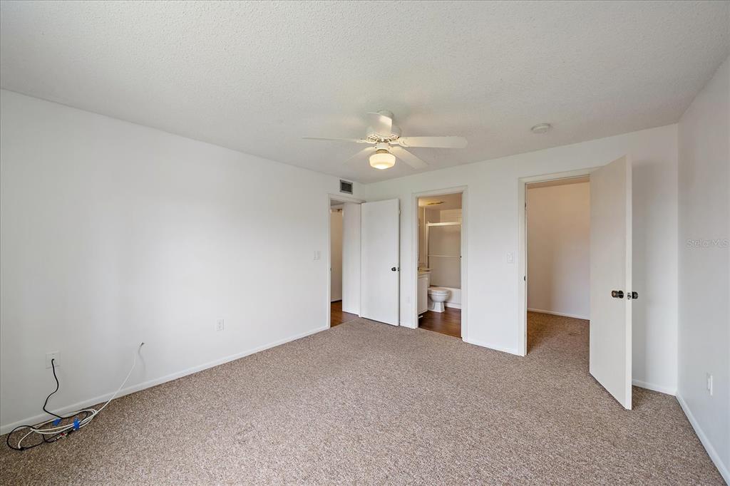 3227 South Beneva Road, Unit 203 Sarasota, FL 34232 - Photo 22 of 34