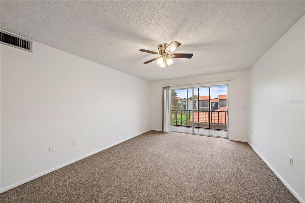 3227 South Beneva Road, Unit 203 Sarasota, FL 34232 - Photo 9 of 34