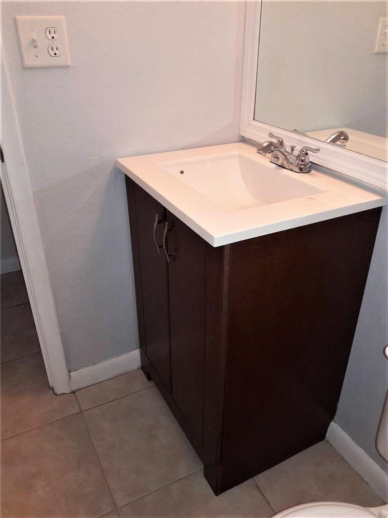 8605 West Sample Road, Unit 211 Coral Springs, FL 33065 - Photo 26 of 31 Bathroom 2