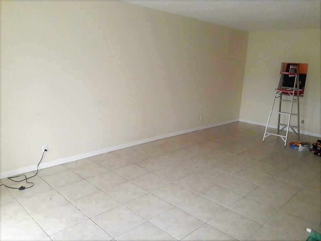 8605 West Sample Road, Unit 211 Coral Springs, FL 33065 - Photo 10 of 31 Living/Dining