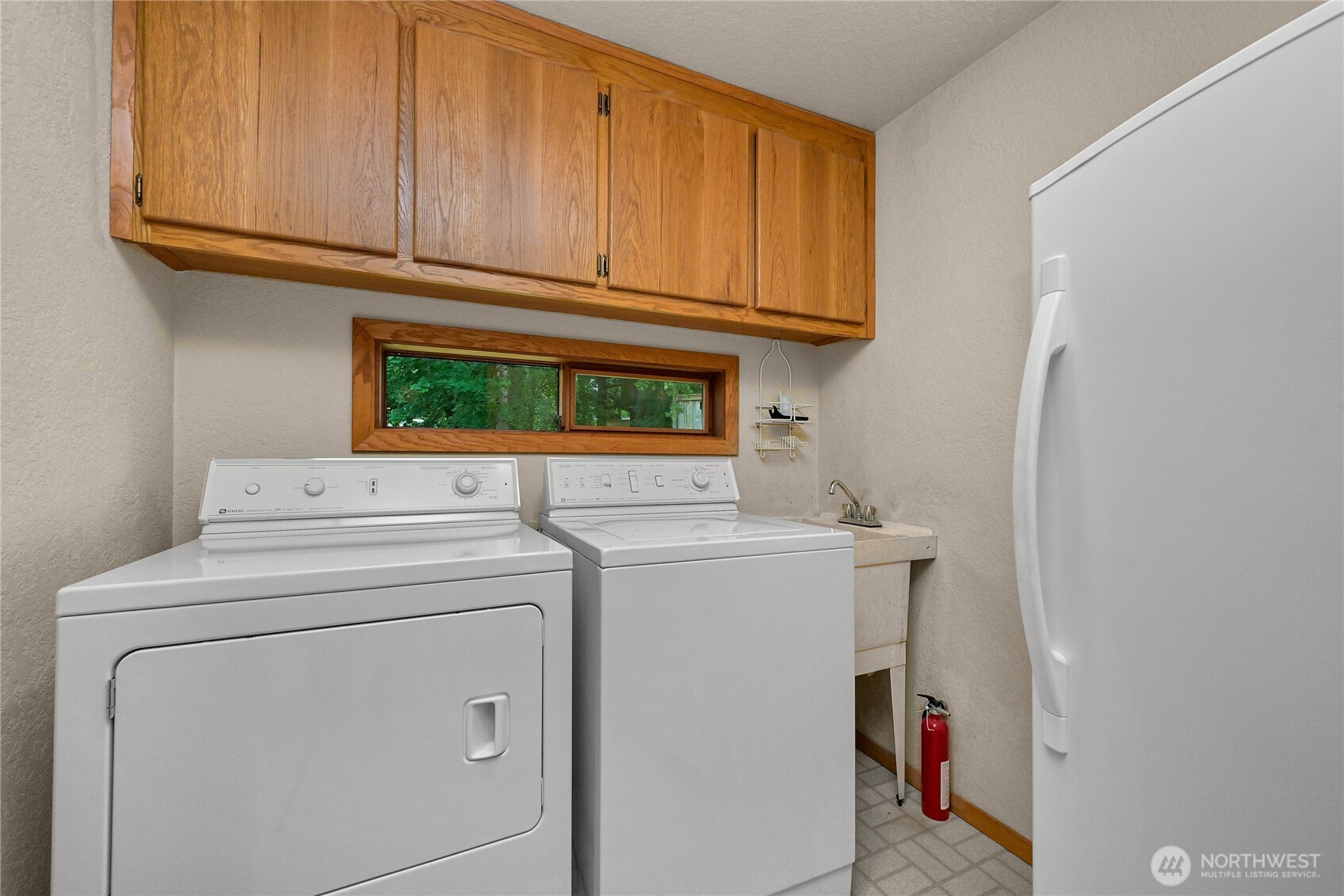 208 Hawthorn Road Bellingham, WA 98225 - Photo 31 of 40