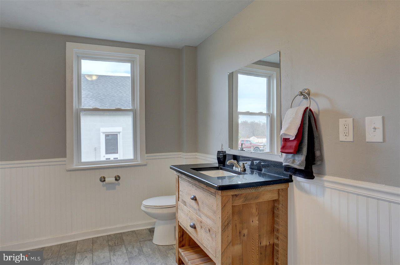 1807 Mapledale Road Elizabethtown, PA 17022 - Photo 11 of 24 Gallery Image 11