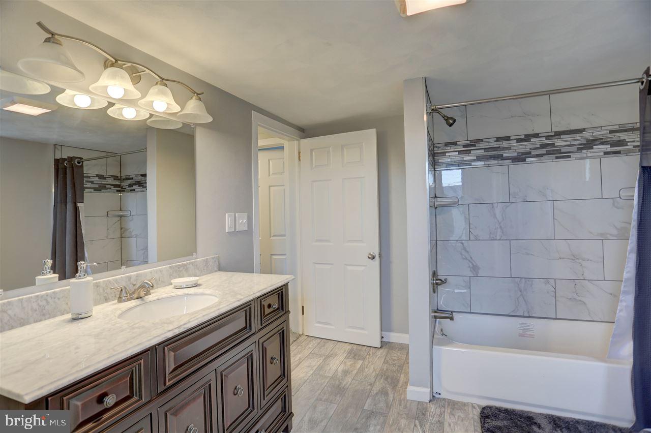 1807 Mapledale Road Elizabethtown, PA 17022 - Photo 12 of 24 Gallery Image 12