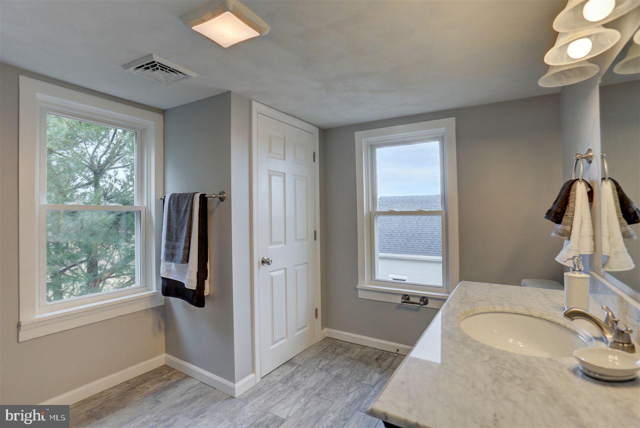1807 Mapledale Road Elizabethtown, PA 17022 - Photo 13 of 24 Gallery Image 13