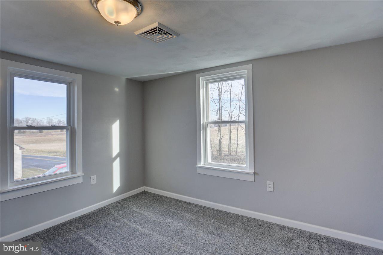 1807 Mapledale Road Elizabethtown, PA 17022 - Photo 18 of 24 Gallery Image 18