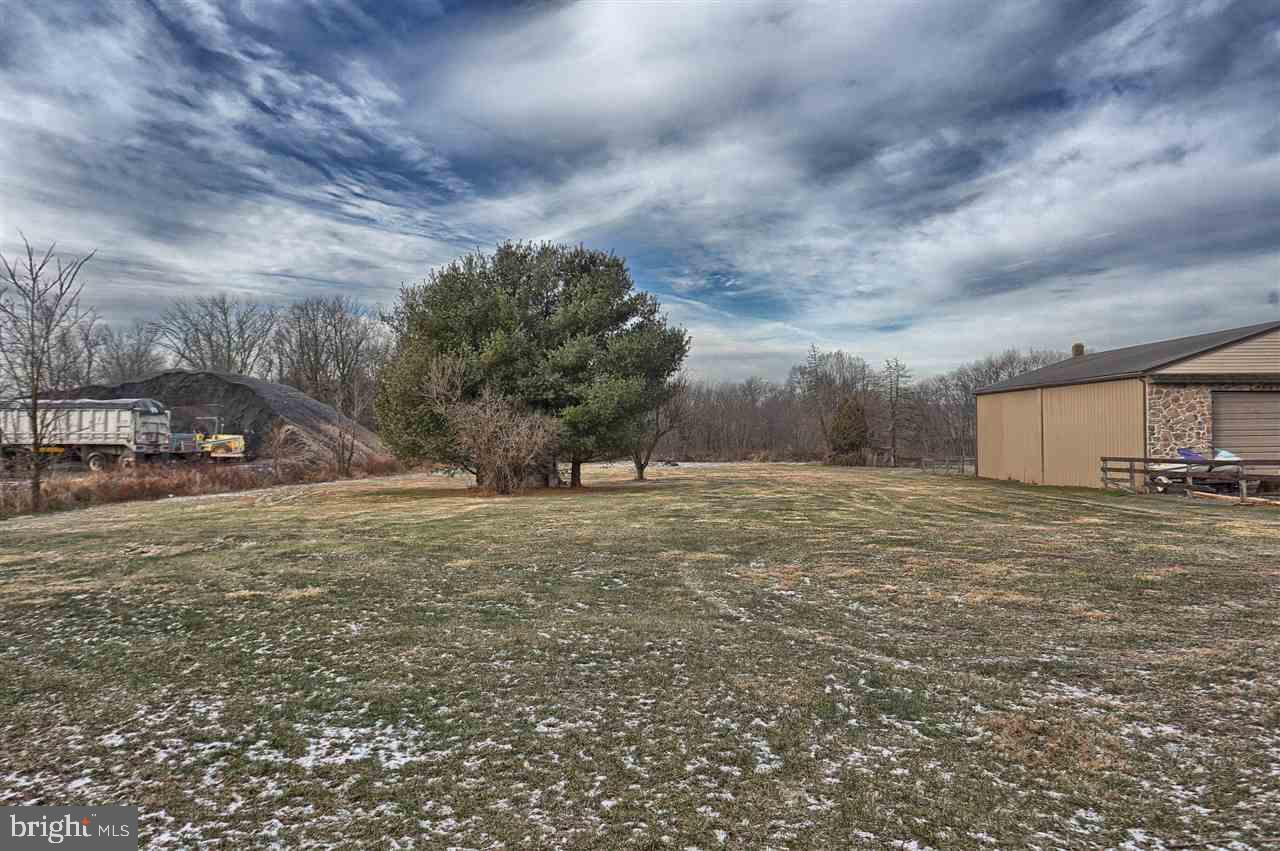 1807 Mapledale Road Elizabethtown, PA 17022 - Photo 22 of 24 Gallery Image 22