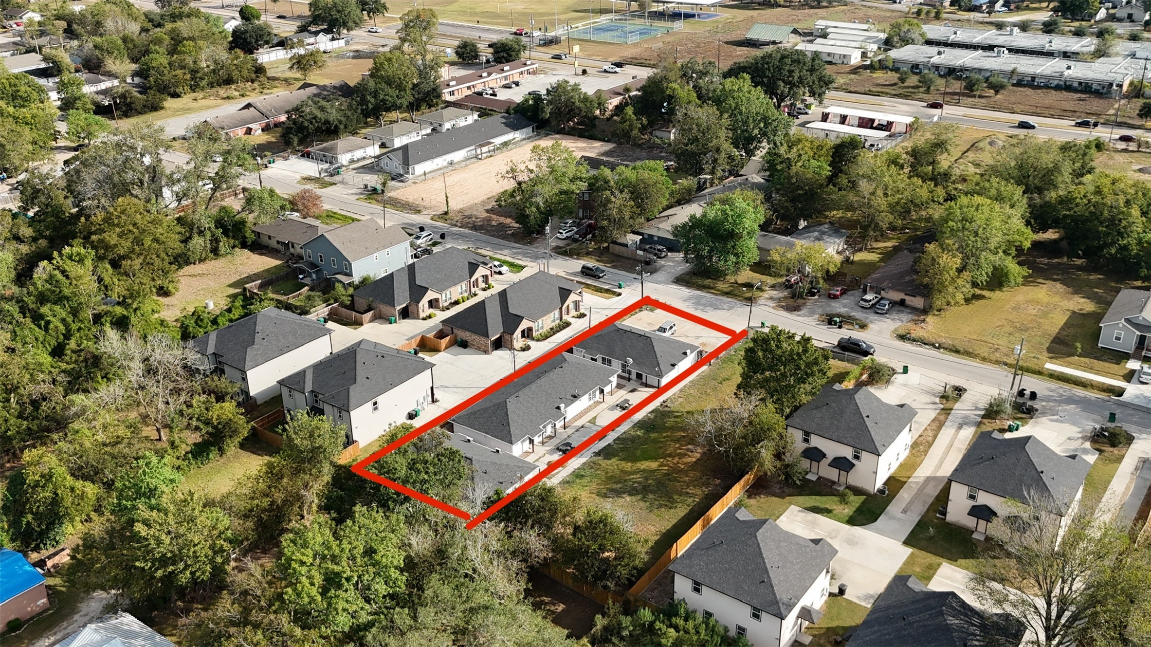 5017 Mallow Street Houston, TX 77033 - Photo 6 of 30 an aerial view of residential house with outdoor space and street view