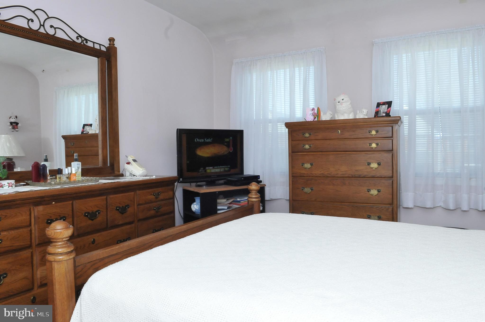 1339 Silverthorne Road Baltimore, MD 21239 - Photo 15 of 38
