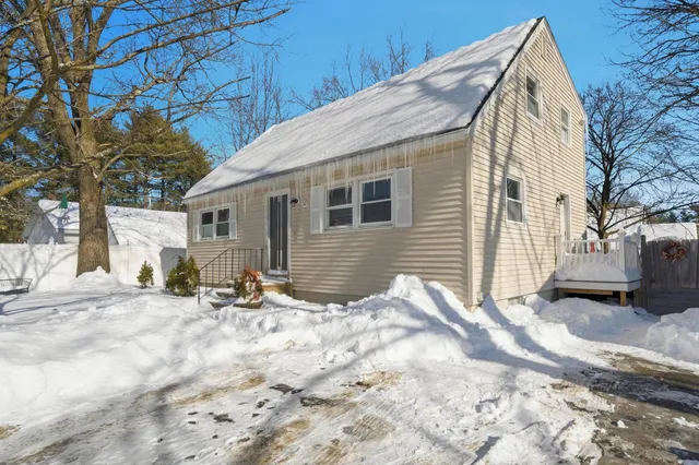 $449,000 | 32 Fairview Avenue, Nashua, NH 03060