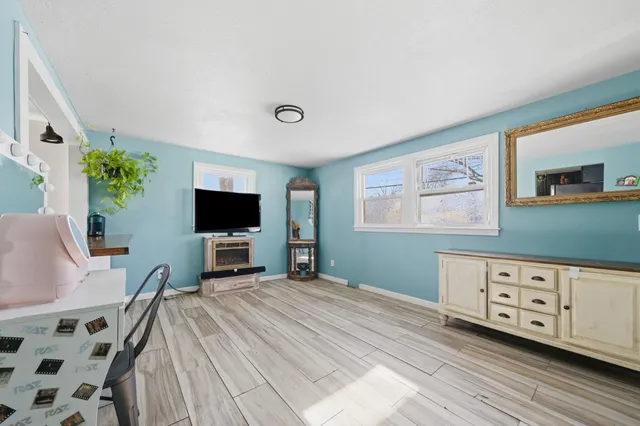 $449,000 | 32 Fairview Avenue, Nashua, NH 03060