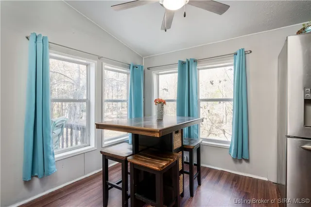 $274,900 | 835 Hunter's Trace Road, Palmyra, IN 47164