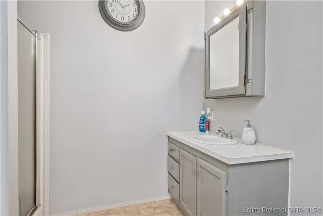 $274,900 | 835 Hunter's Trace Road, Palmyra, IN 47164