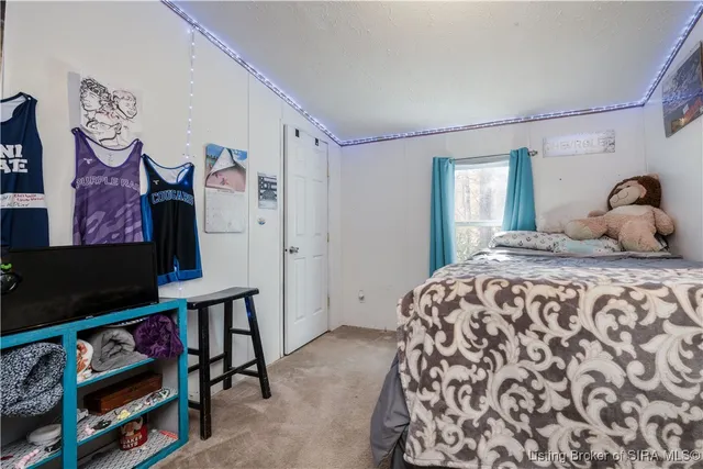 $299,900 | 835 Hunter's Trace Road, Palmyra, IN 47164