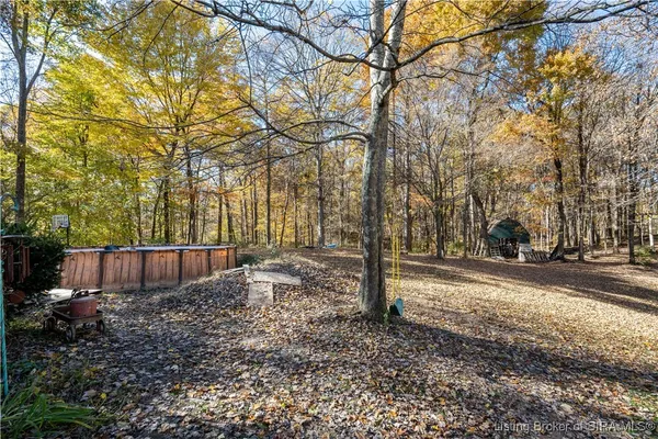 $274,900 | 835 Hunter's Trace Road, Palmyra, IN 47164