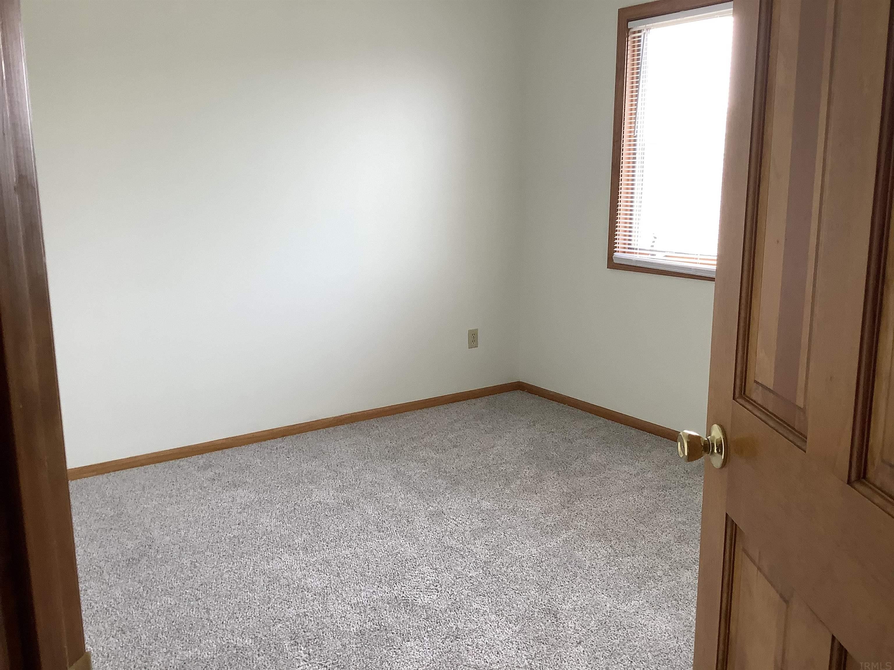 105 West Chapel Chase Drive Decatur, IN 46733 - Photo 25 of 30