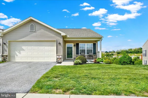 $389,000 | 145 Palomino Way, Unit 221, Red Lion, PA 17356