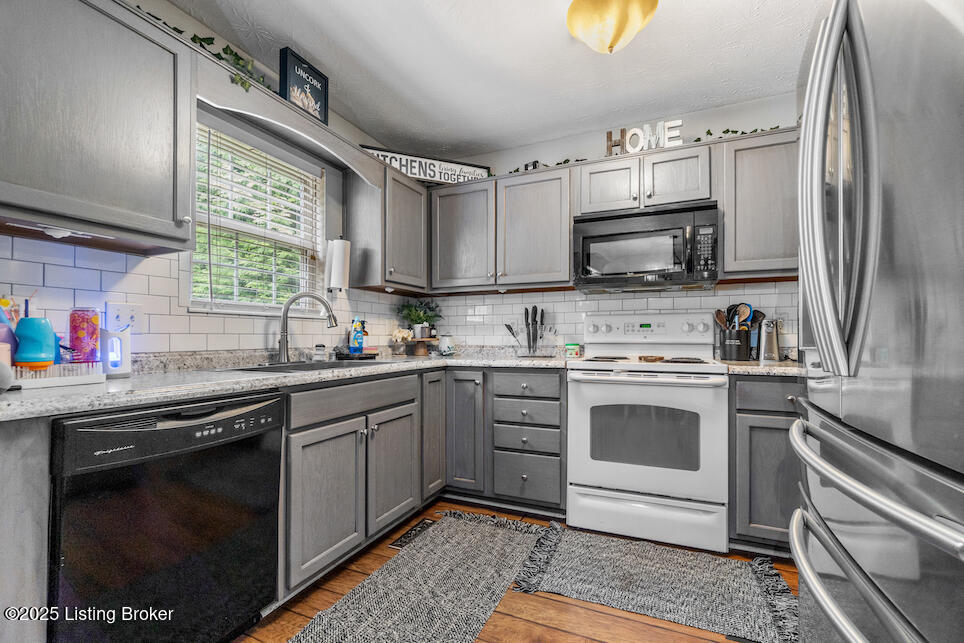 214 Vineyard Road Elizabethtown, KY 42701 - Photo 8 of 28 dsc01761