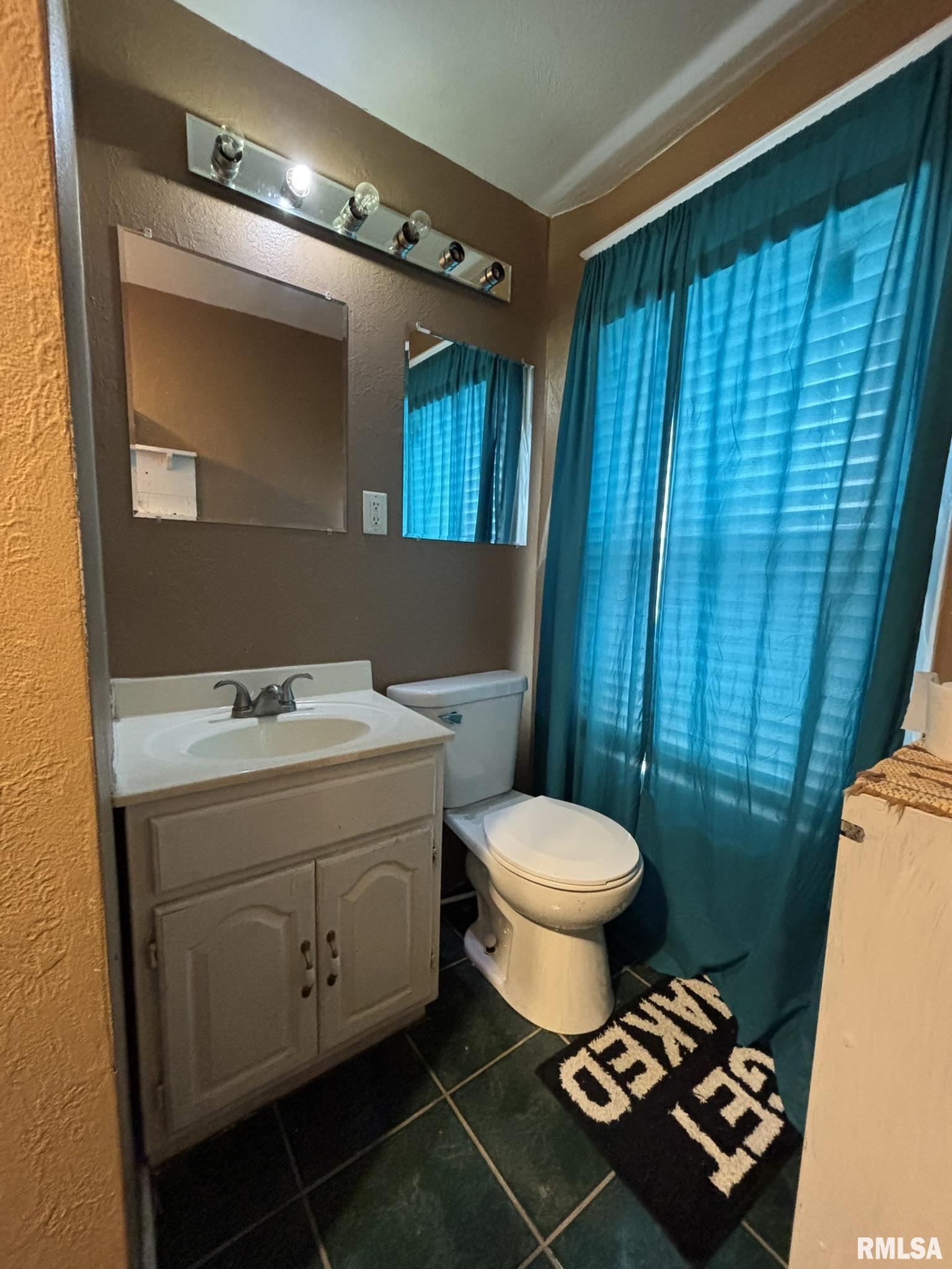 506 East Elm Street Canton, IL 61520 - Photo 23 of 33