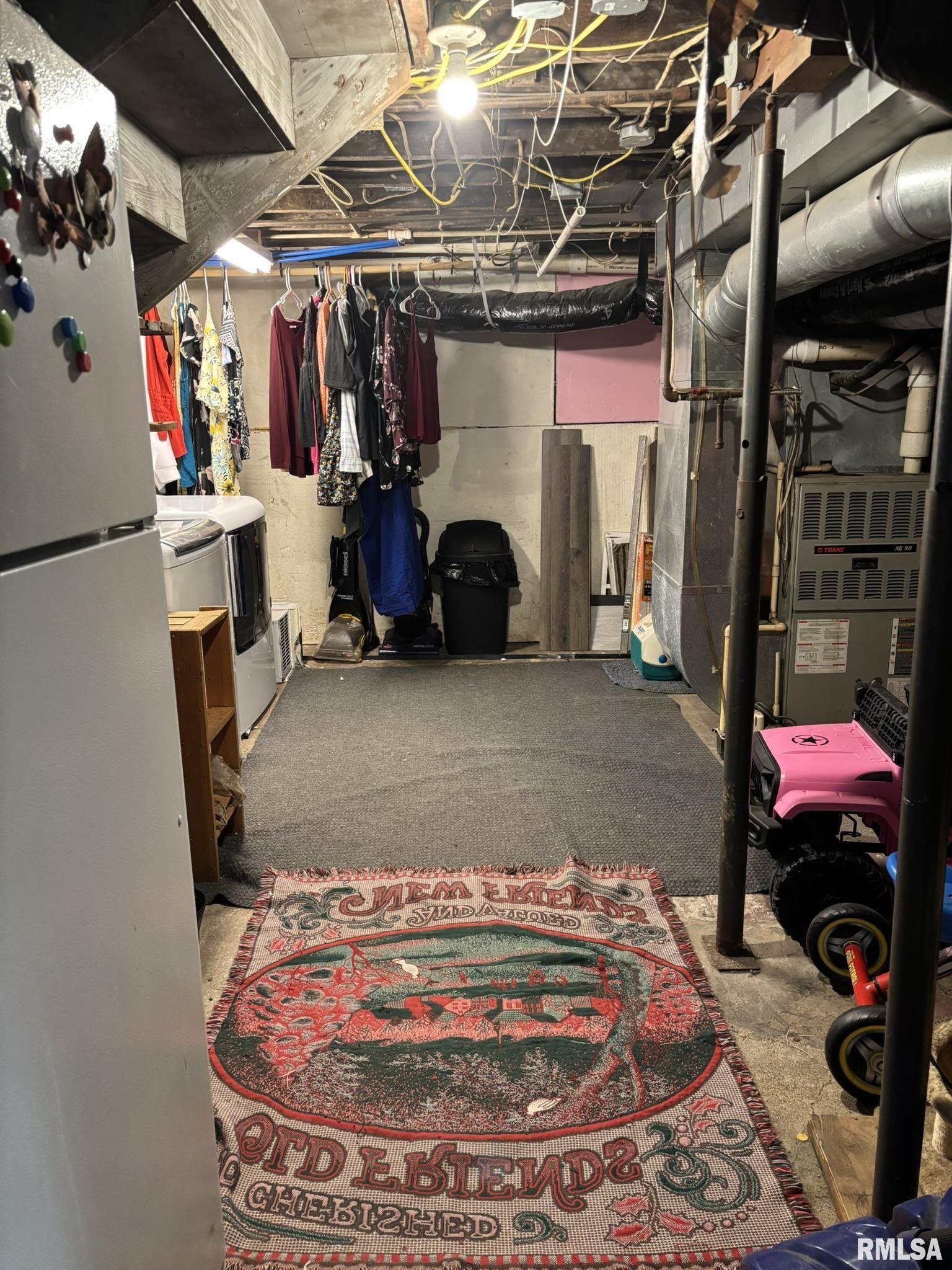 506 East Elm Street Canton, IL 61520 - Photo 30 of 33