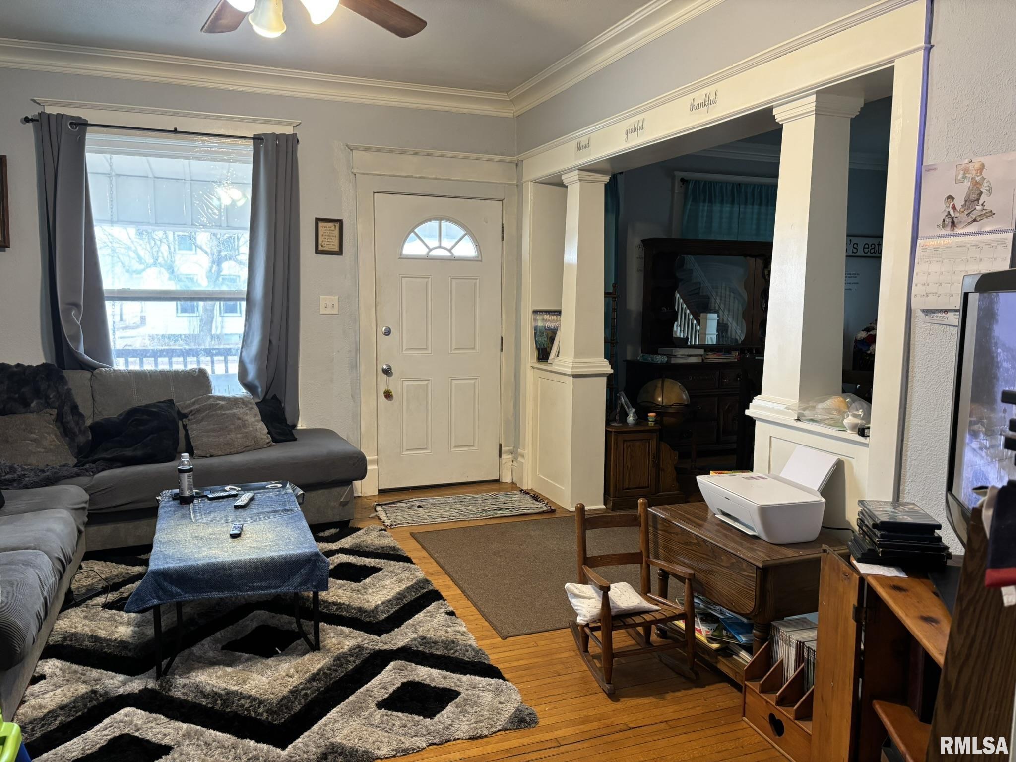 506 East Elm Street Canton, IL 61520 - Photo 3 of 33