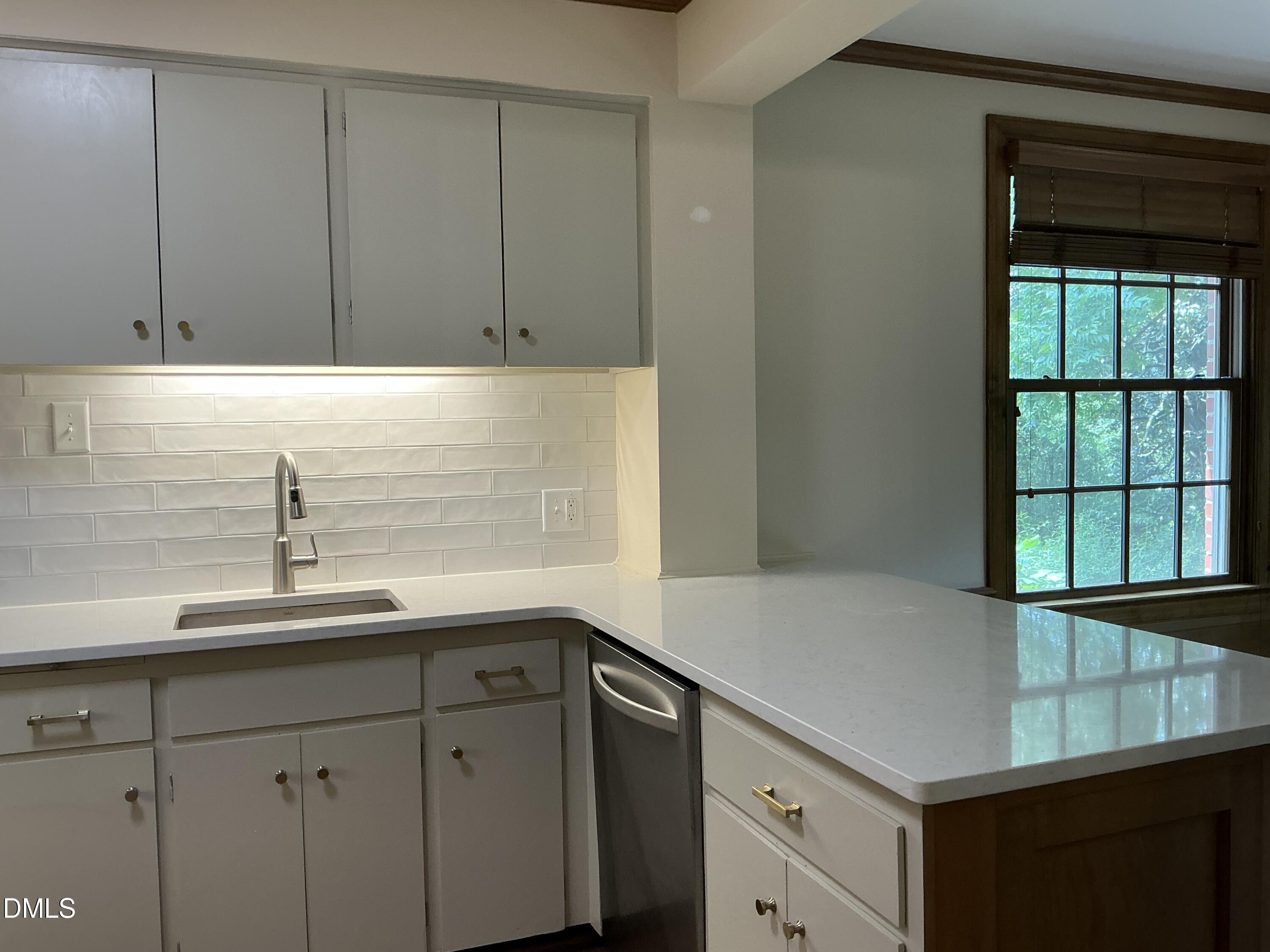 119 Montgomery Street Raleigh, NC 27607 - Photo 9 of 17 IMG_0051