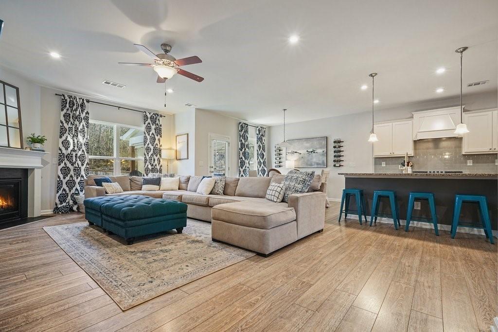 451 Timberleaf Road Canton, GA 30115 - Photo 4 of 38