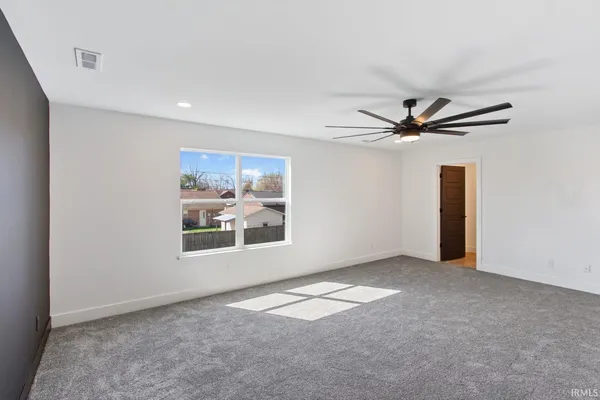 $399,990 | 1310 Mockingbird Lane, Mount Vernon, IN 47620