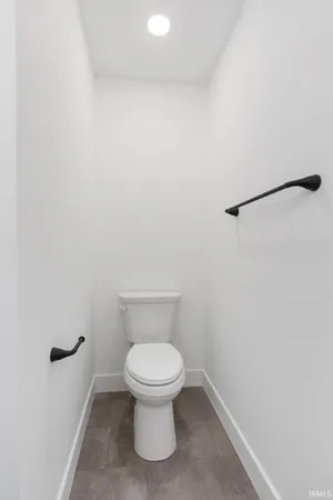 $399,990 | 1310 Mockingbird Lane, Mount Vernon, IN 47620