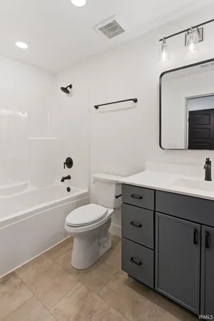 $399,990 | 1310 Mockingbird Lane, Mount Vernon, IN 47620