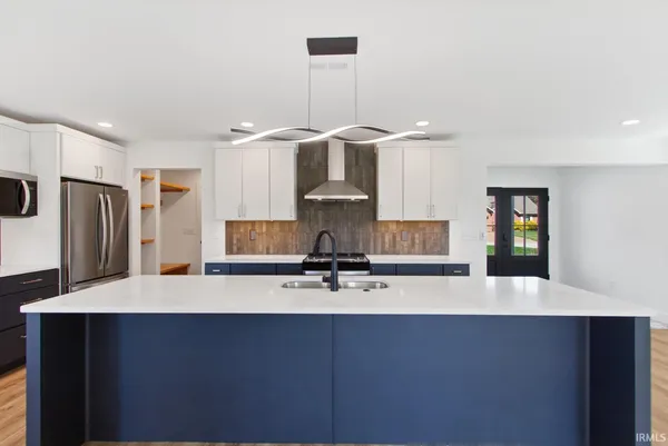 $399,990 | 1310 Mockingbird Lane, Mount Vernon, IN 47620