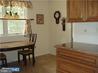489 Sharon Road Colmar, PA 18915 - Photo 8 of 12 Breakfast Room