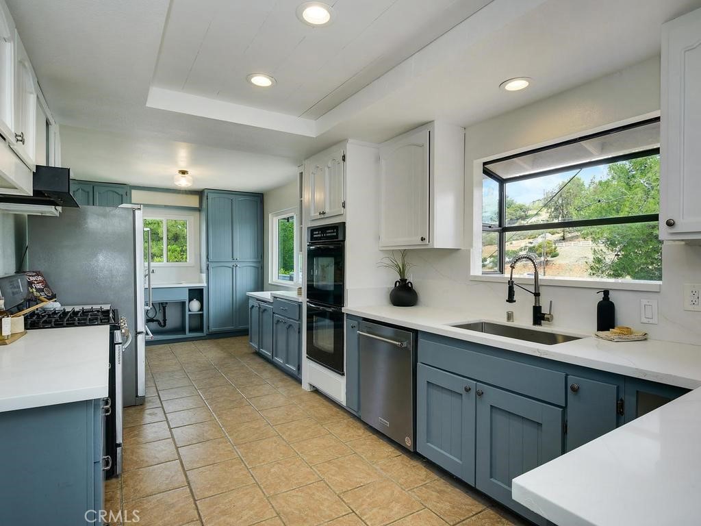 2302 Via Dieguenos Alpine, CA 91901 - Photo 9 of 58