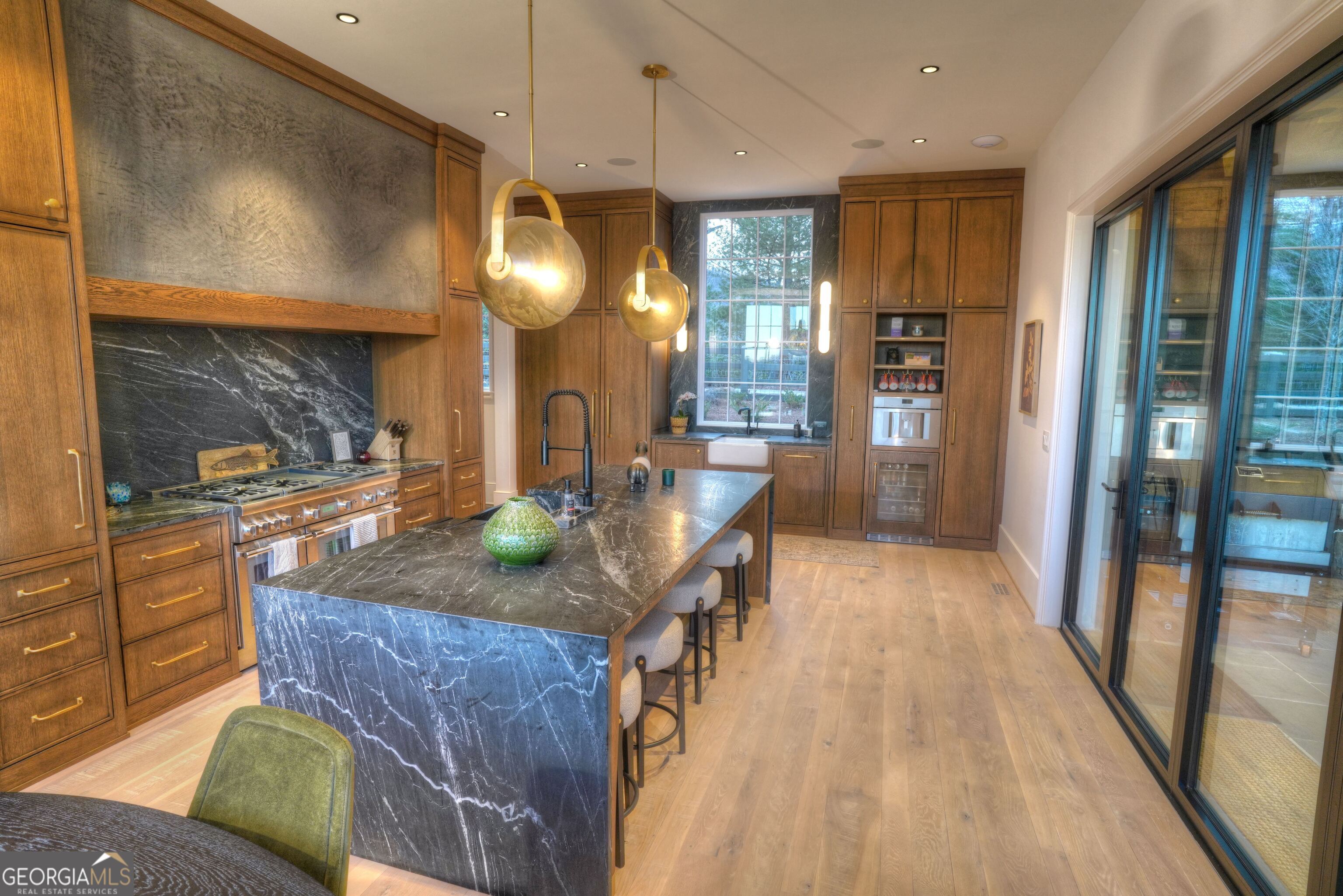 814 Summit Ridge Drive Clarkesville, GA 30523 - Photo 29 of 81