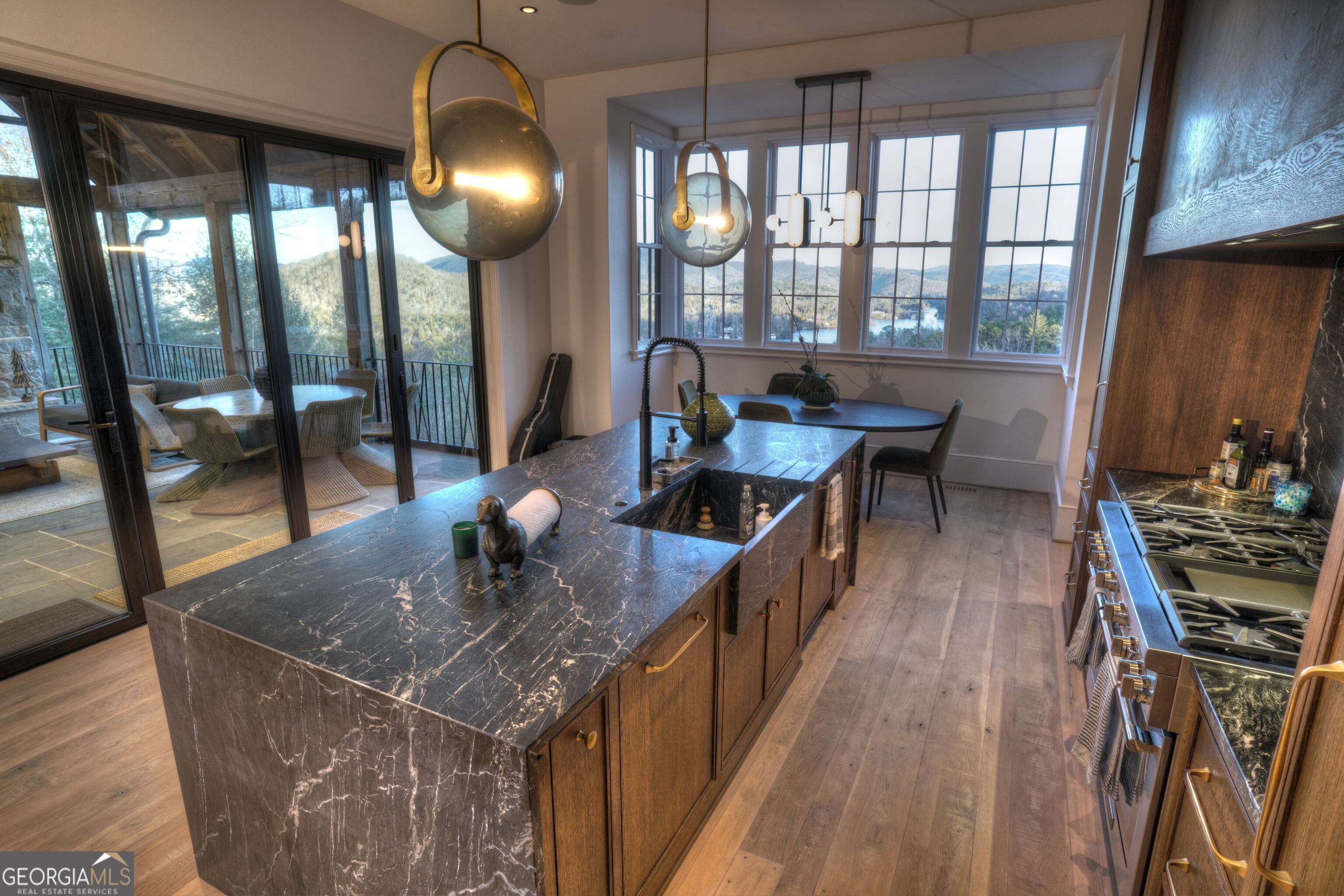 814 Summit Ridge Drive Clarkesville, GA 30523 - Photo 34 of 81