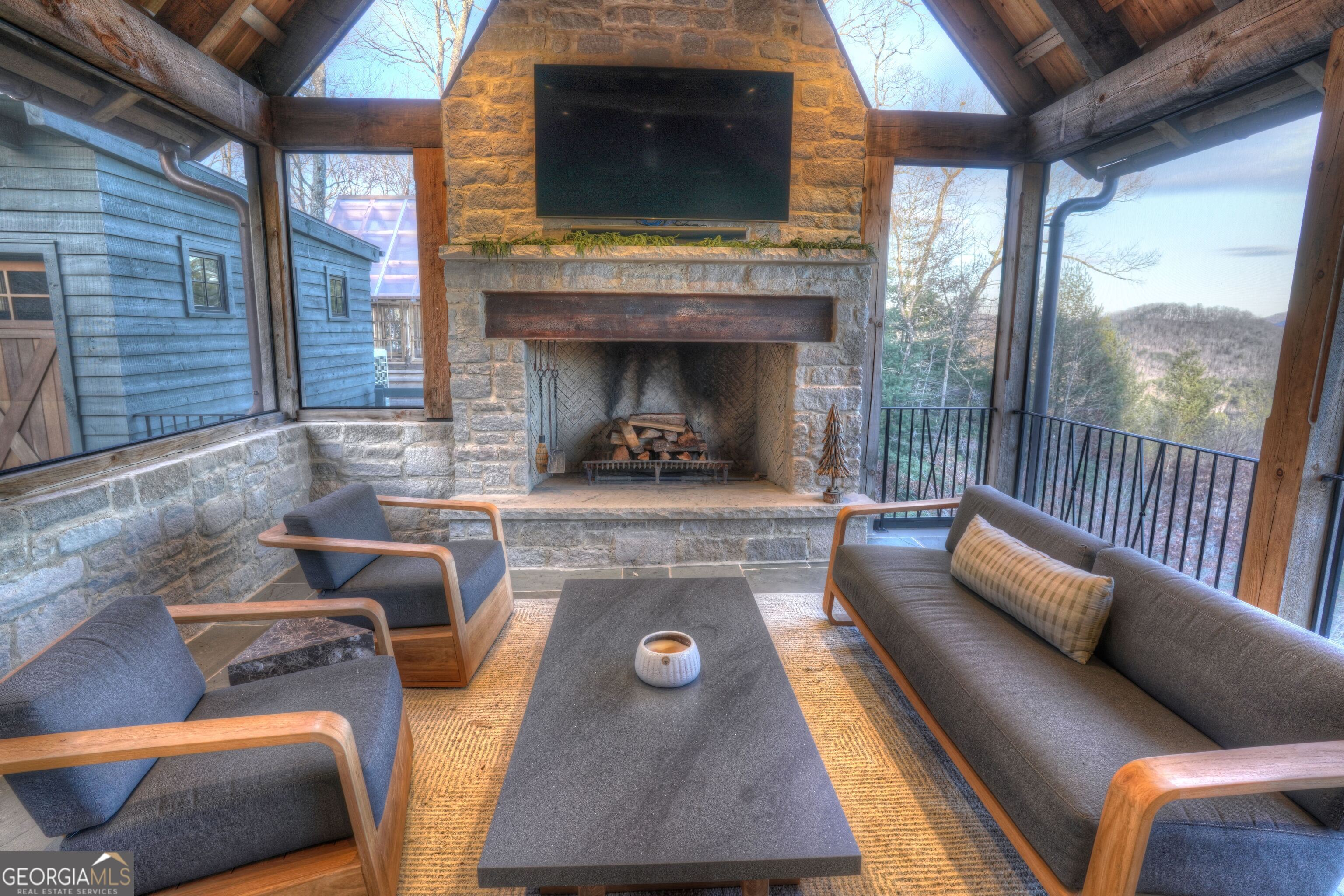 814 Summit Ridge Drive Clarkesville, GA 30523 - Photo 38 of 81