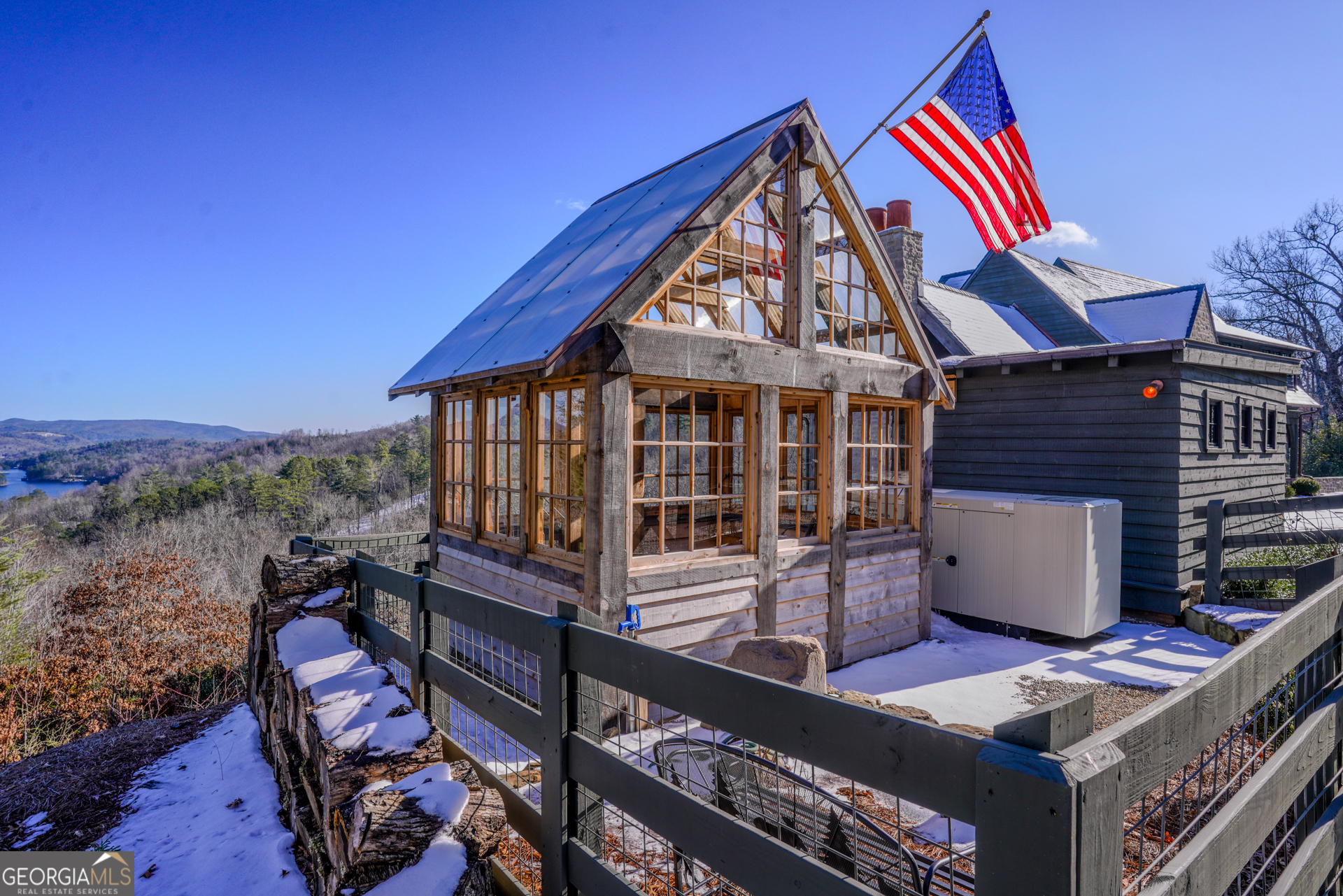 814 Summit Ridge Drive Clarkesville, GA 30523 - Photo 6 of 81