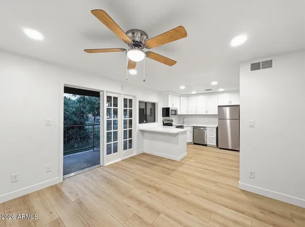 $220,000 | 18811 North 19th Avenue, Unit 2003, Phoenix, AZ 85027