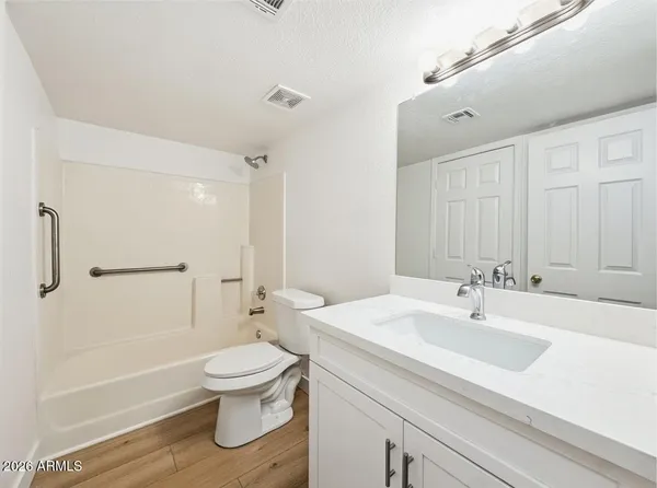 $220,000 | 18811 North 19th Avenue, Unit 2003, Phoenix, AZ 85027