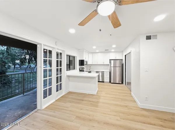 $220,000 | 18811 North 19th Avenue, Unit 2003, Phoenix, AZ 85027