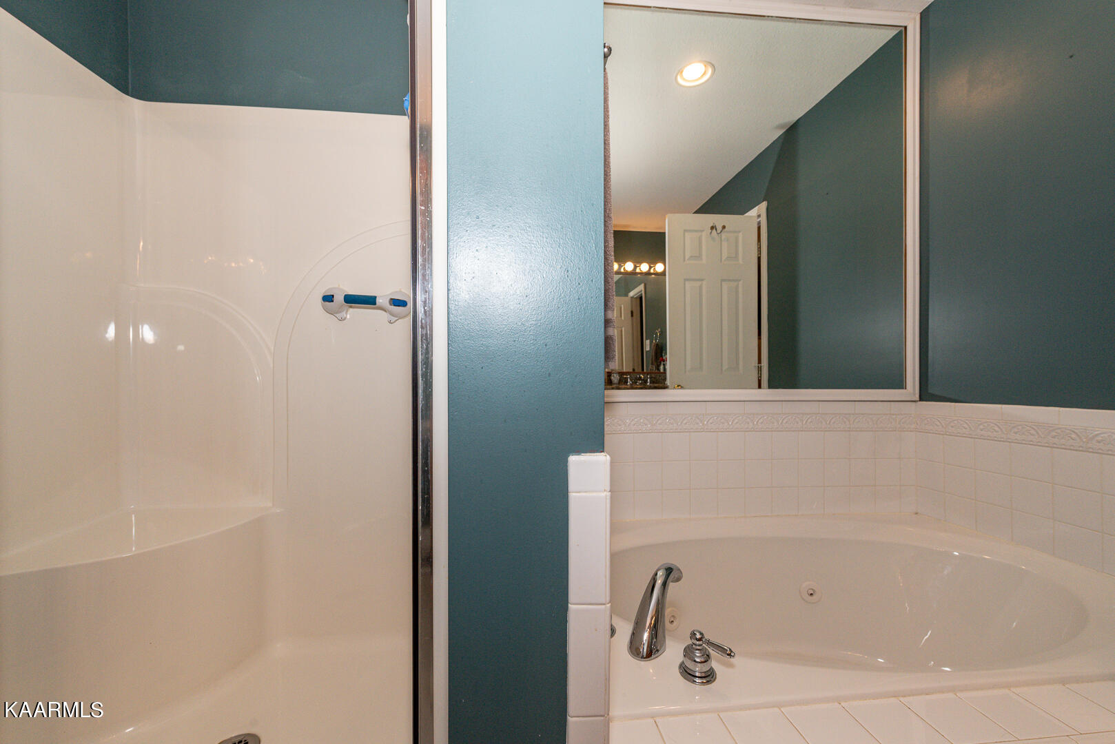 8016 Walker Road Knoxville, TN 37938 - Photo 15 of 32 DSC_4595