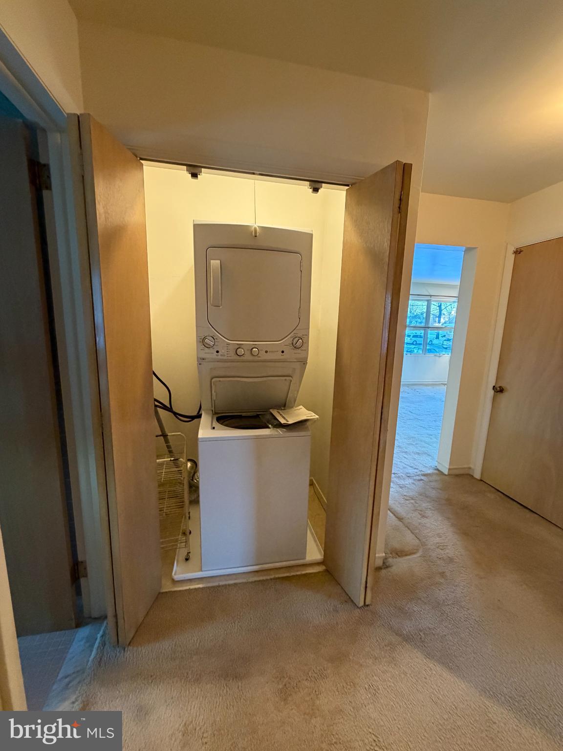 118 Gretchen Drive Reading, PA 19607 - Photo 21 of 33 Compact 1st floor laundry nook.
