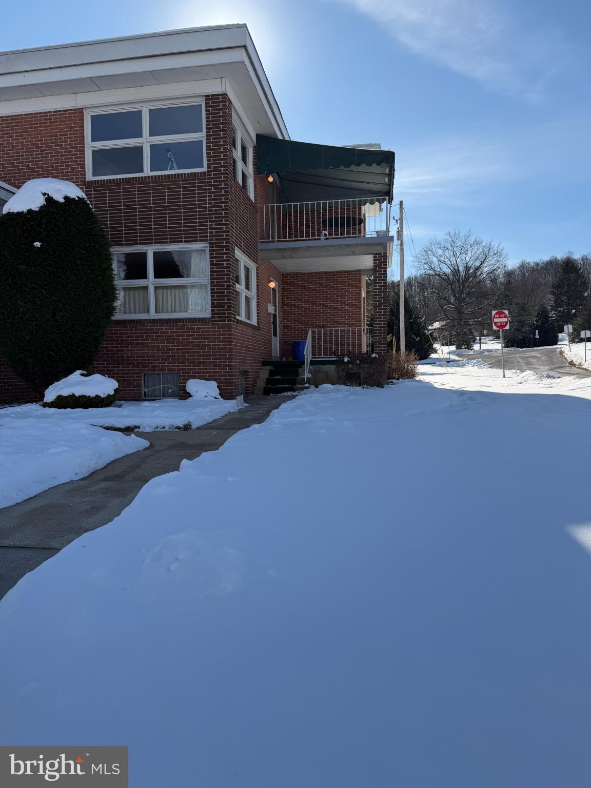 118 Gretchen Drive Reading, PA 19607 - Photo 5 of 33 Charming brick home blanketed in snow.