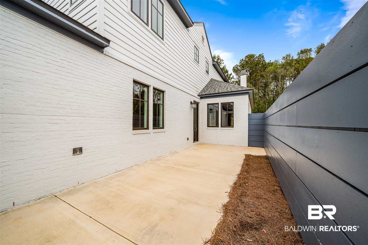 409 Dry Fls Way Fairhope, AL 36532 - Photo 2 of 32