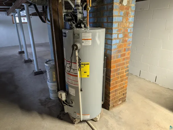 $125,000 | 609 Vaughn Avenue, Ashland, WI 54806