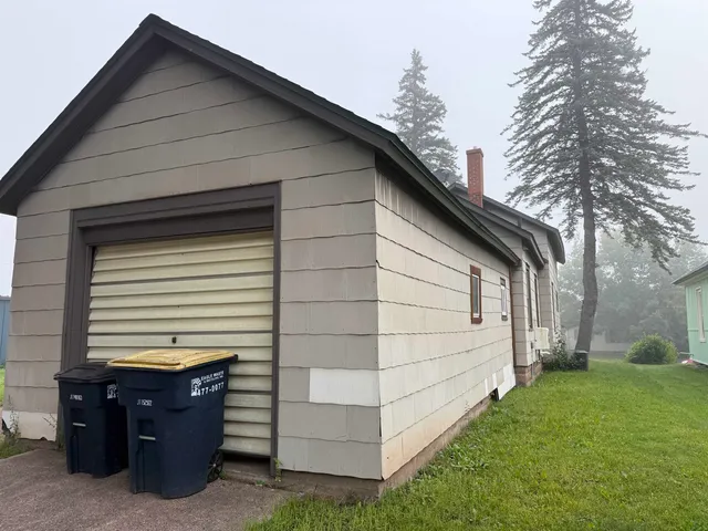 $125,000 | 609 Vaughn Avenue, Ashland, WI 54806