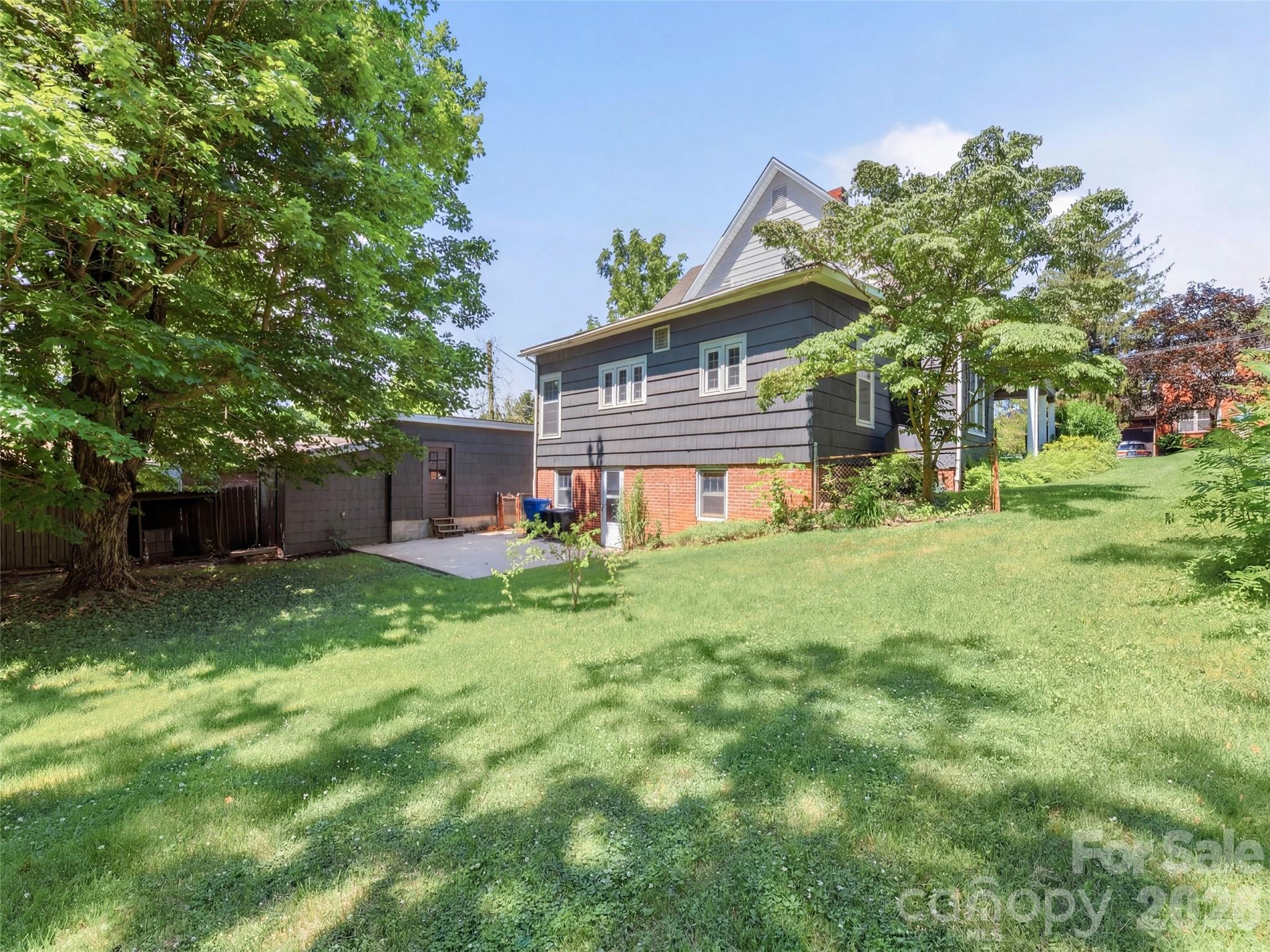 151 Hampton Heights Road Canton, NC 28716 - Photo 6 of 48